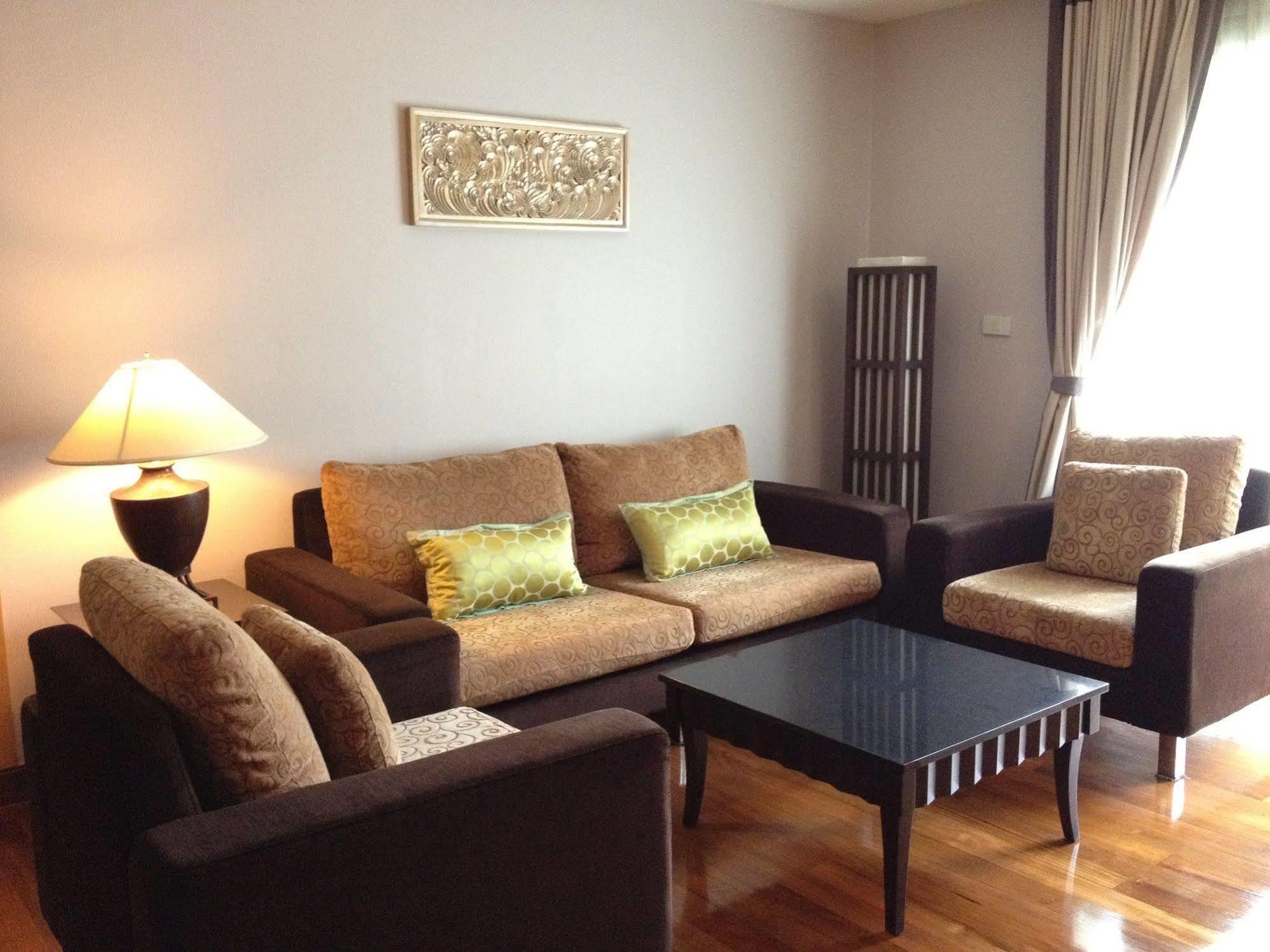 Gardengrove Suites Bangkok Exteriör bild